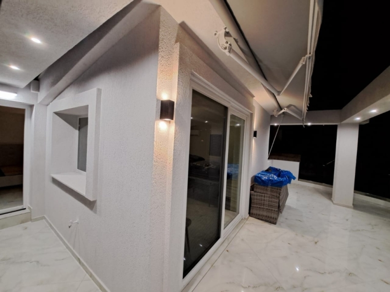Villa for sale in Nea Iraklitsa