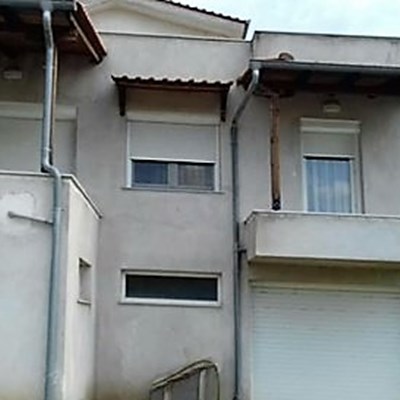 Самостоятелна къща с прилежащ парцел за продажба (Агиос Андреас, Кавала)