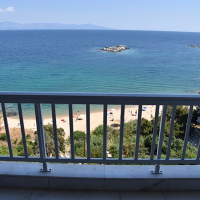 Апартамент с морски изглед на първа линия (Палио, Чифлик Кавала)